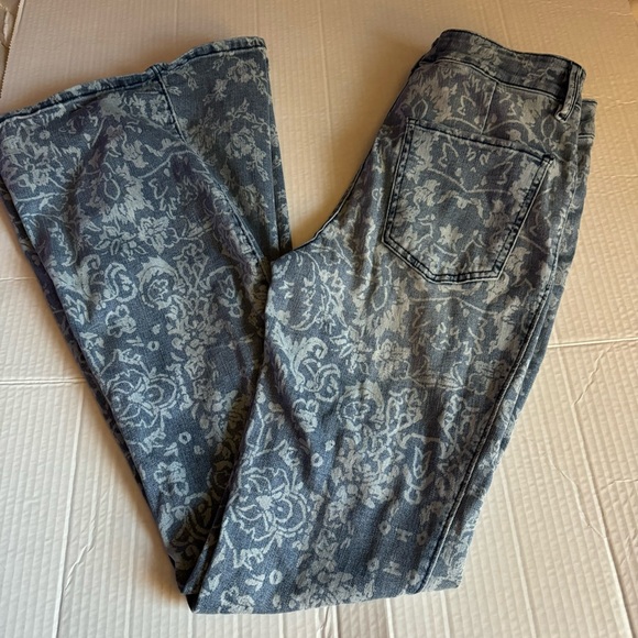 We are free dream lover flare leg jeans size 28 - Picture 4 of 6